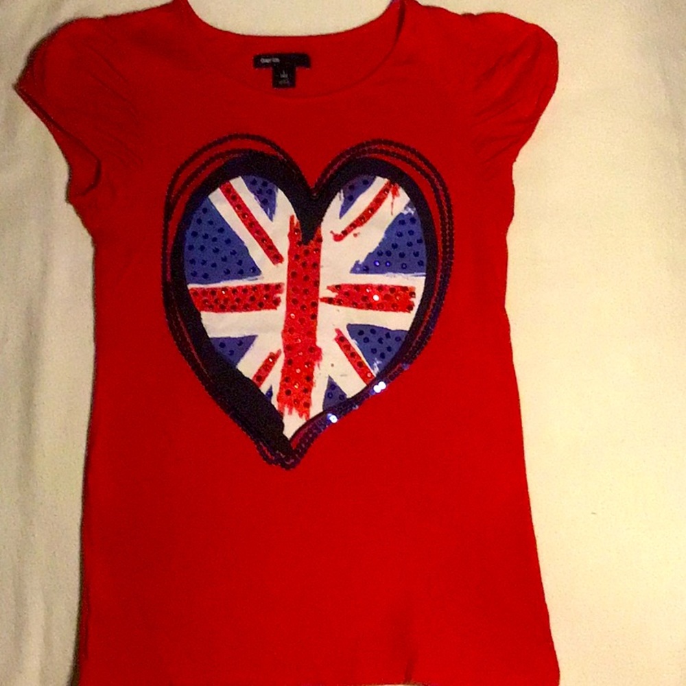 NWOT GapKids red/white/blue shirt sleeved t-shirt. Embellished heart.